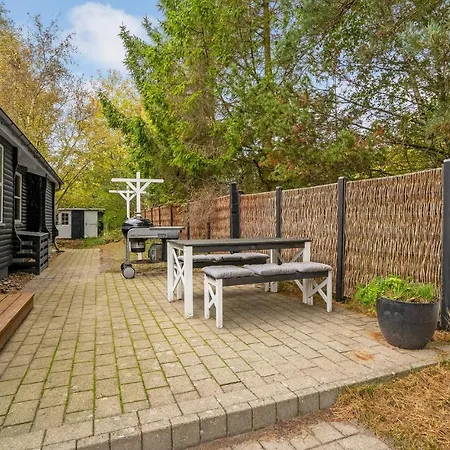 Dom wakacyjny Three-bedroom In Vaggerlose
