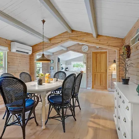 Gorgeous In Vaeggerlose With Wifi Holiday home *