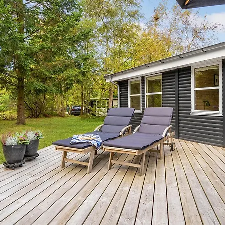 Dom wakacyjny Three-bedroom In Vaggerlose *