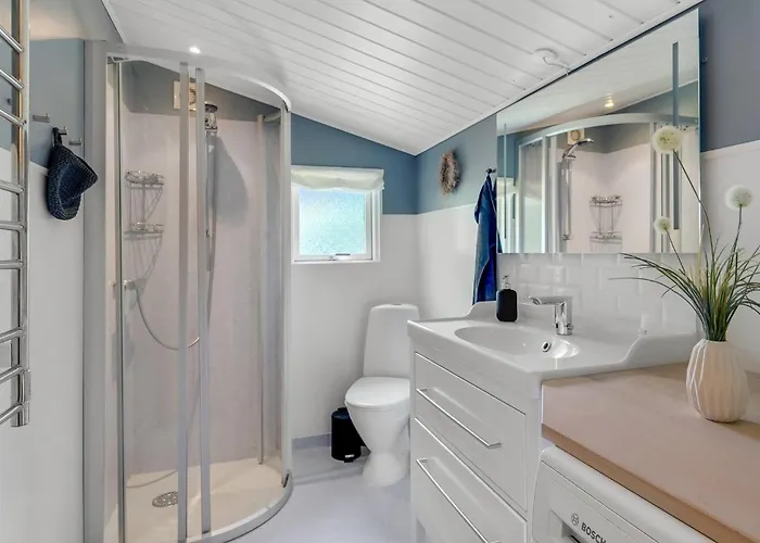 Three-bedroom In Vaggerlose *